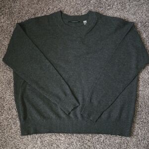 T Thari Charcoal Gray Pullover Sweater Size Medium